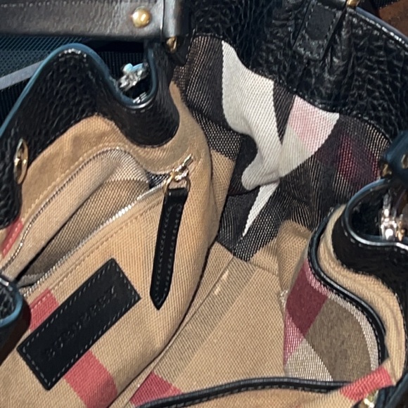 Burberry Maidstone Saddle Leather Bag - Picture 3 of 11